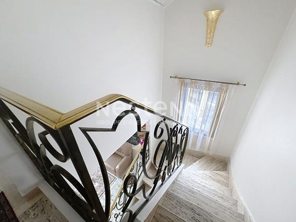 À Fontenay-aux-Roses Maison d'exception de 305 m² sur 770 m² de terrain indépendant