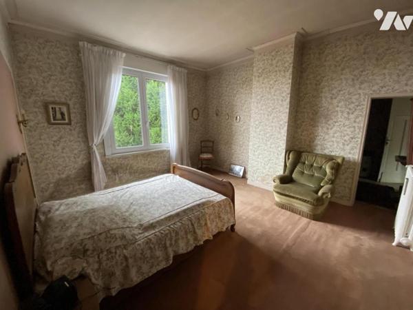 Maison de ville 4 chambres jardin et garage.