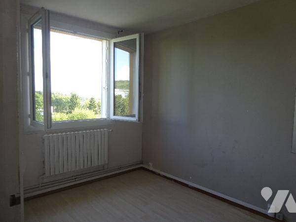 APPARTEMENT F3 A RENOVER A VENDRE A NOGENT LE ROTROU