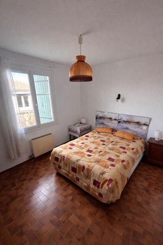 Villa Beauvoisin 3 pièce(s) 70 m2 avec garage de 38 m2 sur 340 m2 de terrain.