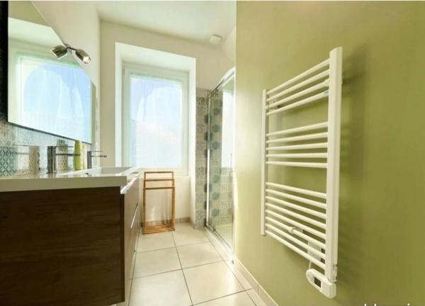 Maison à vendre 6 pièces GUILVINEC (29) plage et port à pied