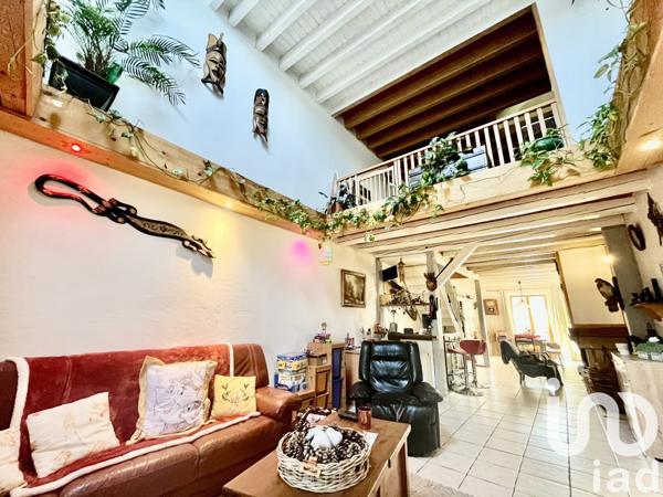 Maison à vendre 8 pièces 210 m² Cruseilles