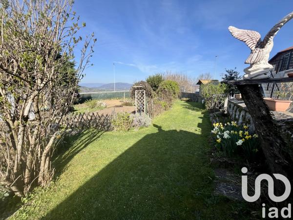 Maison à vendre 8 pièces 210 m² Cruseilles