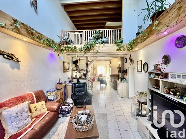 Maison à vendre 8 pièces 210 m² Cruseilles