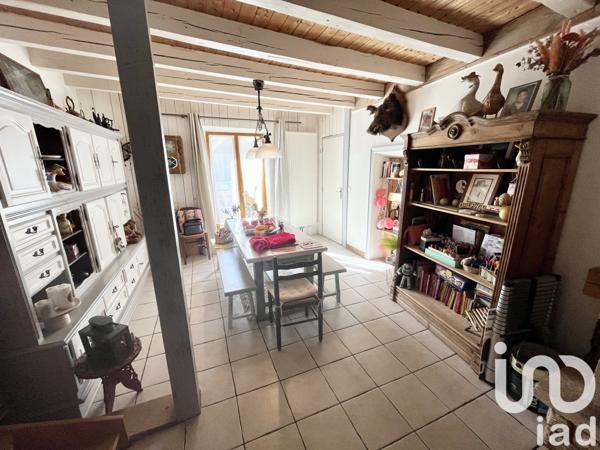 Maison à vendre 8 pièces 210 m² Cruseilles