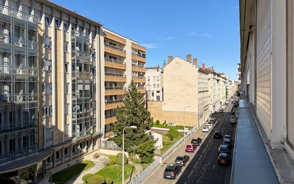 Appartement à vendre    1 pièce • 23,05 m2 Lyon 6