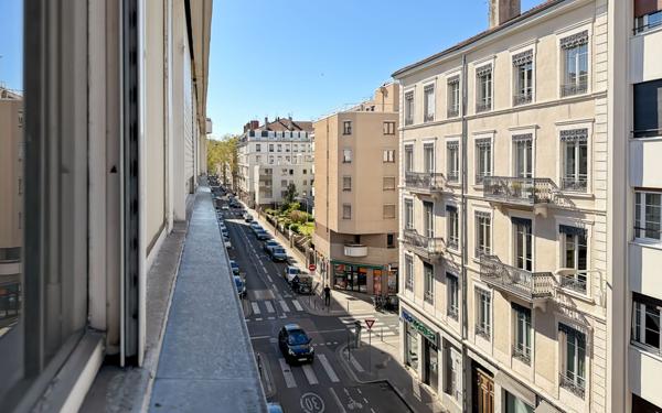 Appartement à vendre    1 pièce • 23,05 m2 Lyon 6