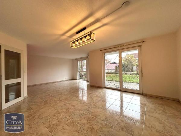 Appartement à louer 4 pièces 104.89m²