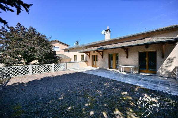 THURINS - Grande propriété P8 verdoyante