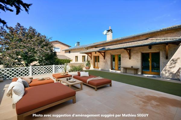 THURINS - Grande propriété P8 verdoyante