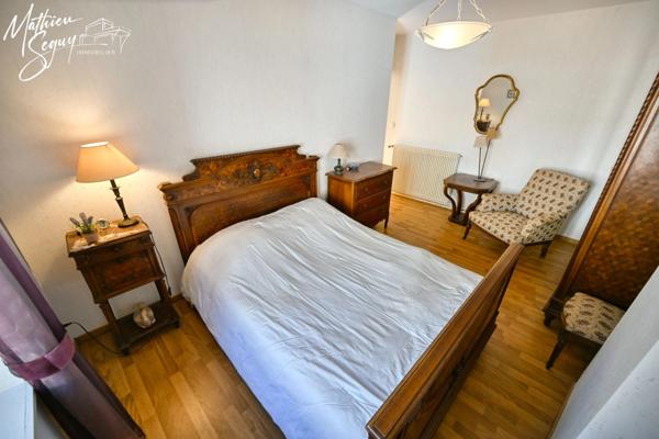 THURINS - Grande propriété P8 verdoyante