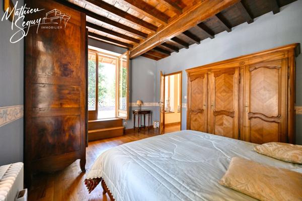 THURINS - Grande propriété P8 verdoyante