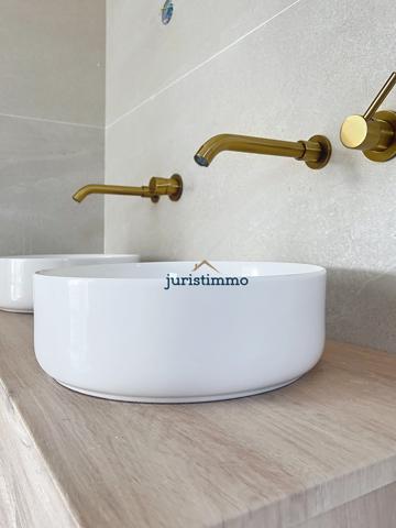 Vaison-la-Romaine (84110) Villa d’architecte contemporaine neuve avec piscine, à 5 minutes du centre-ville de Vaison-la-Romaine