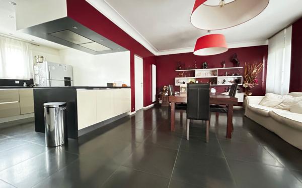 Maison à vendre    7 pièces •  Ormesson-sur-Marne