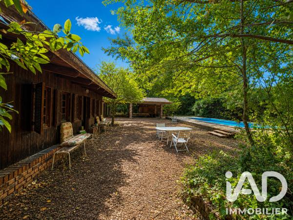 Maison à vendre 6 pièces 138 m² Saint-Fargeau-Ponthierry