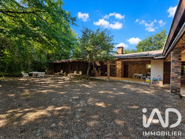 Maison à vendre 6 pièces 138 m² Saint-Fargeau-Ponthierry