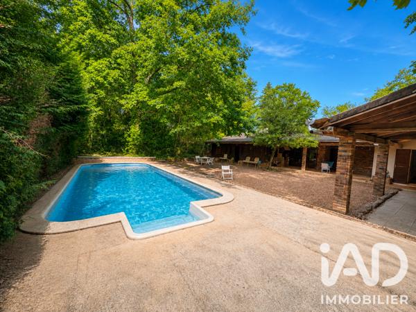 Maison à vendre 6 pièces 138 m² Saint-Fargeau-Ponthierry