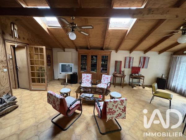 Maison à vendre 6 pièces 138 m² Saint-Fargeau-Ponthierry