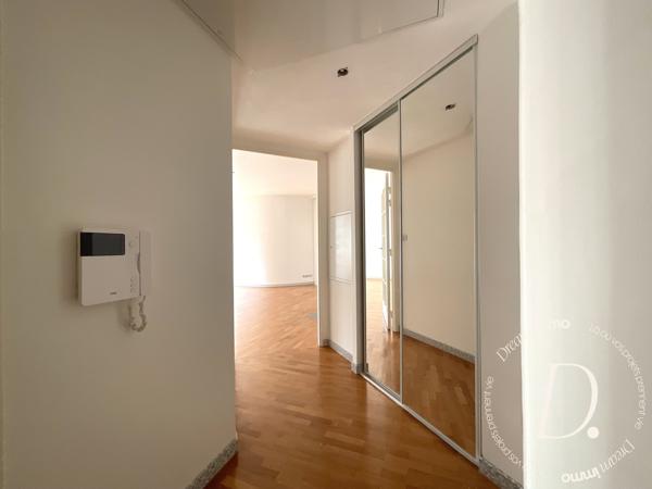 Superbe 2 pièces de 52m2 avec ascenseur et parking