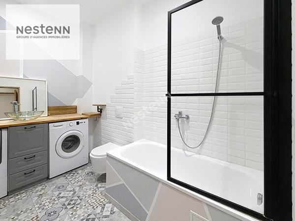 À vendre : Appartement de 113 M²² à Toulon, Champ de Mars avec chambre de bonne et cave