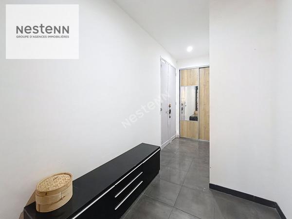 À vendre : Appartement de 113 M²² à Toulon, Champ de Mars avec chambre de bonne et cave