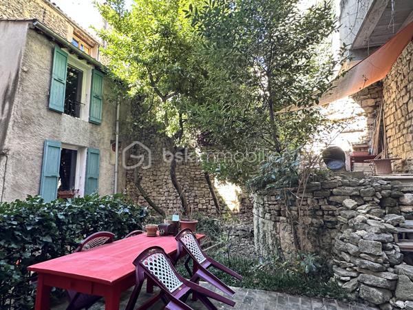 Maison de village de 187 m²