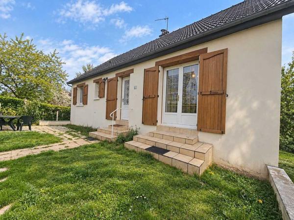 MAISON FAMILIALE AVEC SOUS-SOL TOTAL ET BEAU POTENTIEL !