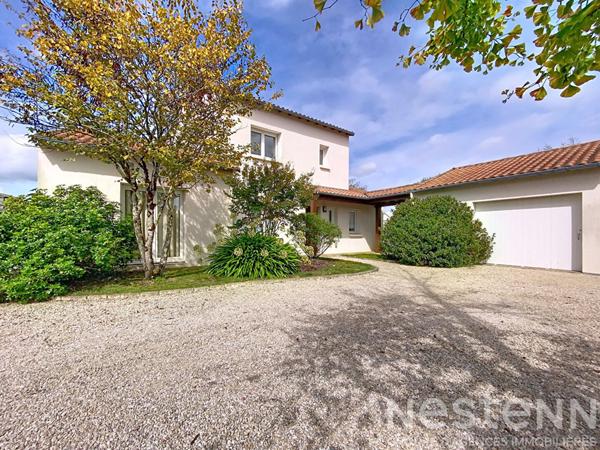 Secteur METAIRIE SAINT SEBASTIEN SUR LOIRE ! MAISON EN IMPASSE 4 CHAMBRES TERRAIN 700M2 GARAGE