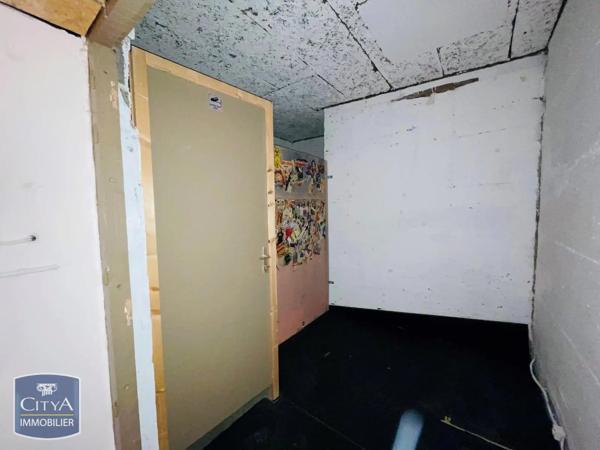 Local professionnel à louer 112.76m² Dunières (43220)