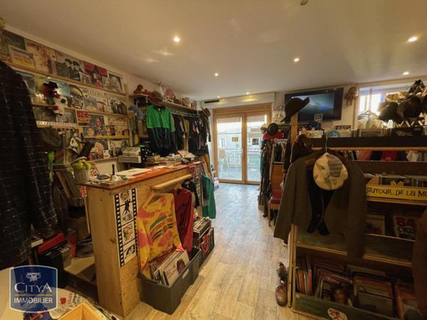 Local professionnel à louer 100m²