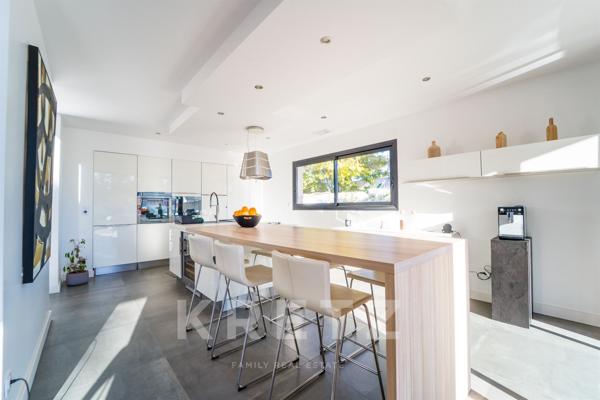 Villa d'architecte en bord de mer