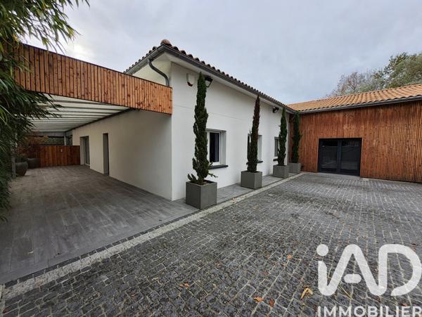 Maison à vendre 8 pièces 206 m² Eysines