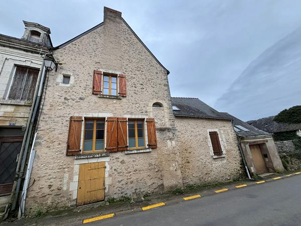 Maison restaurée. Confort, modernité et authenticité au coeur de Lasse Noyant-Villages