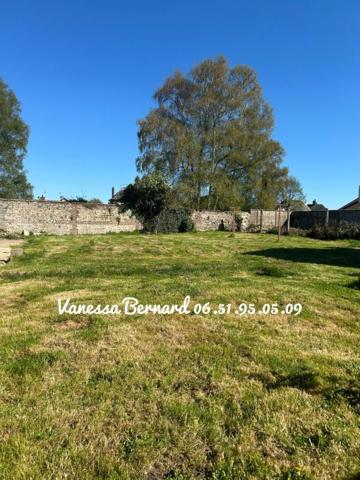 27210 Beuzeville Maison 80 m² avec bâtiment 117 000 Euros