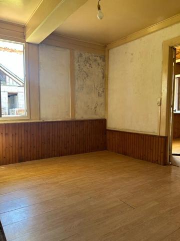 27210 Beuzeville Maison 80 m² avec bâtiment 117 000 Euros