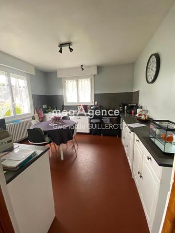 Maison à QUIMPERLE, 29300 - 6 pièces 117m²