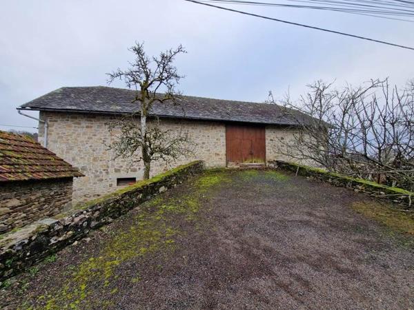 Grange à vendre |  Cornil |  1 pièce | 185 m²