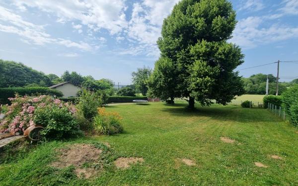 Maison à vendre    6 pièces •  Saint-Yrieix-la-Perche