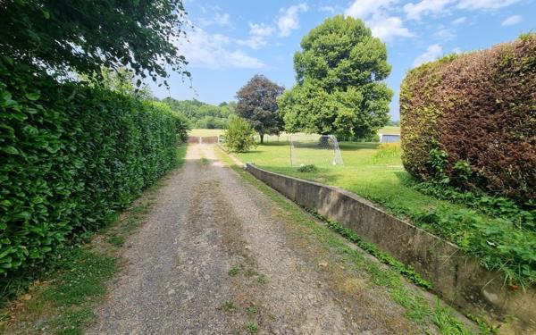 Maison à vendre    6 pièces •  Saint-Yrieix-la-Perche