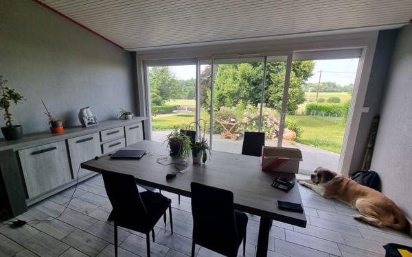 Maison à vendre    6 pièces •  Saint-Yrieix-la-Perche