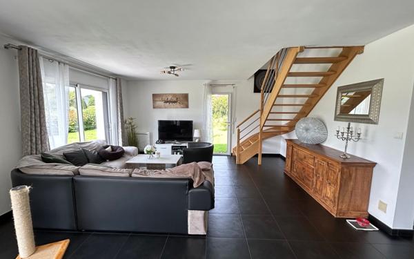 Maison à louer    5 pièces •  Meucon