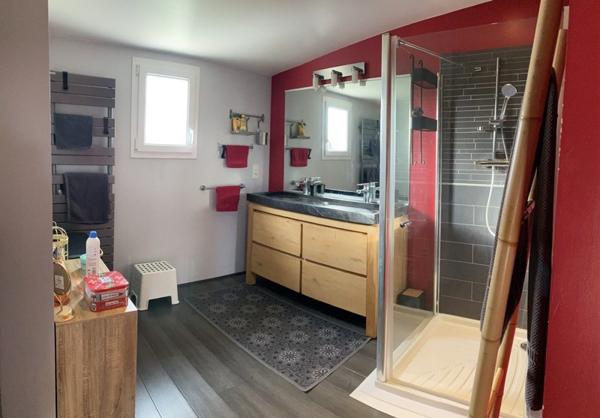 Maison à vendre |  Roches-Prémarie-Andillé |  7 pièces | 168 m²