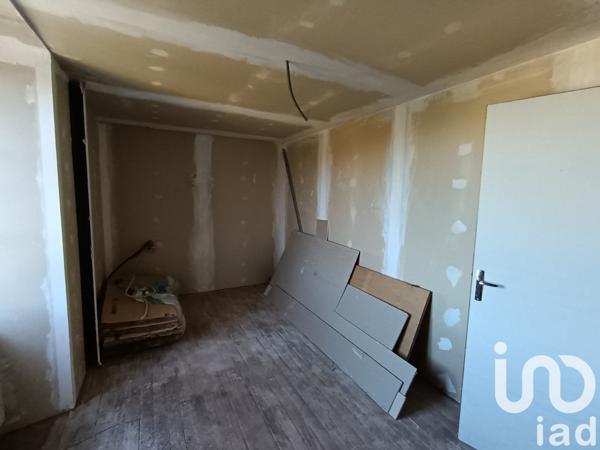 Maison 4 pièces de 120 m² à Louin (79600)