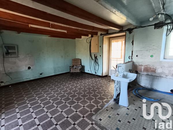 Maison 4 pièces de 120 m² à Louin (79600)