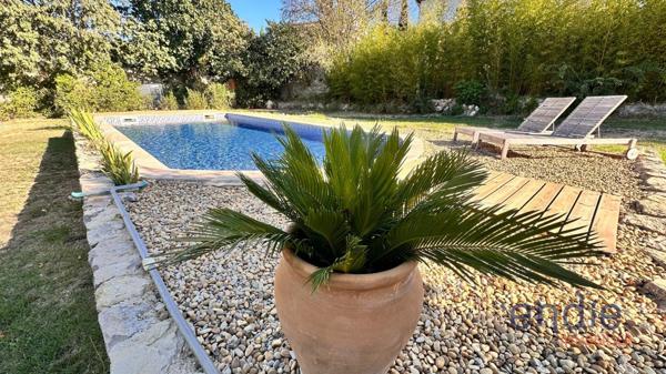 A Lorgues, charmante bastide de 158m2, 4 chambres, studio et piscine