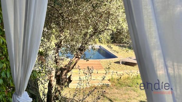 A Lorgues, charmante bastide de 158m2, 4 chambres, studio et piscine