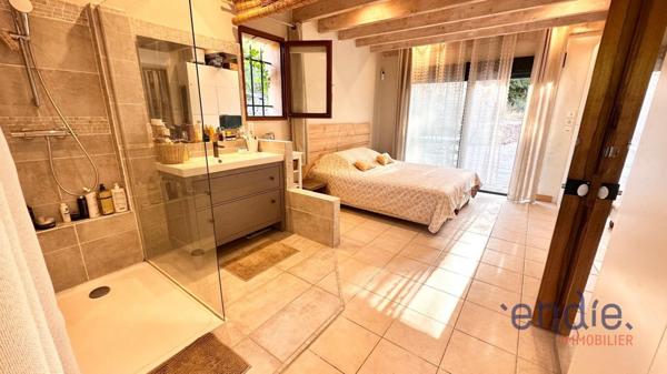 A Lorgues, charmante bastide de 158m2, 4 chambres, studio et piscine