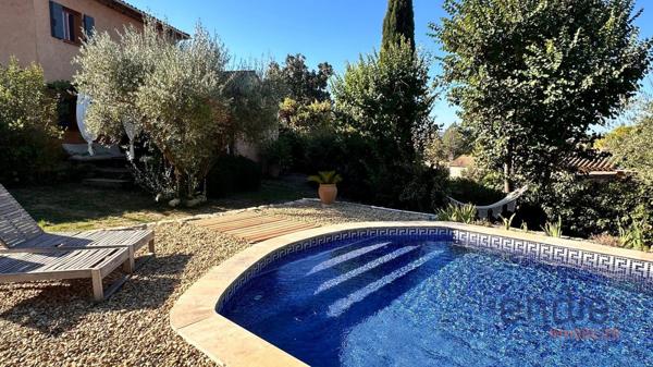 A Lorgues, charmante bastide de 158m2, 4 chambres, studio et piscine