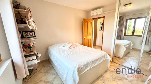 A Lorgues, charmante bastide de 158m2, 4 chambres, studio et piscine