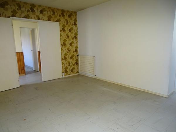 Vente Maison63 m² - 4 Pièces - LIGNIERES (18160)